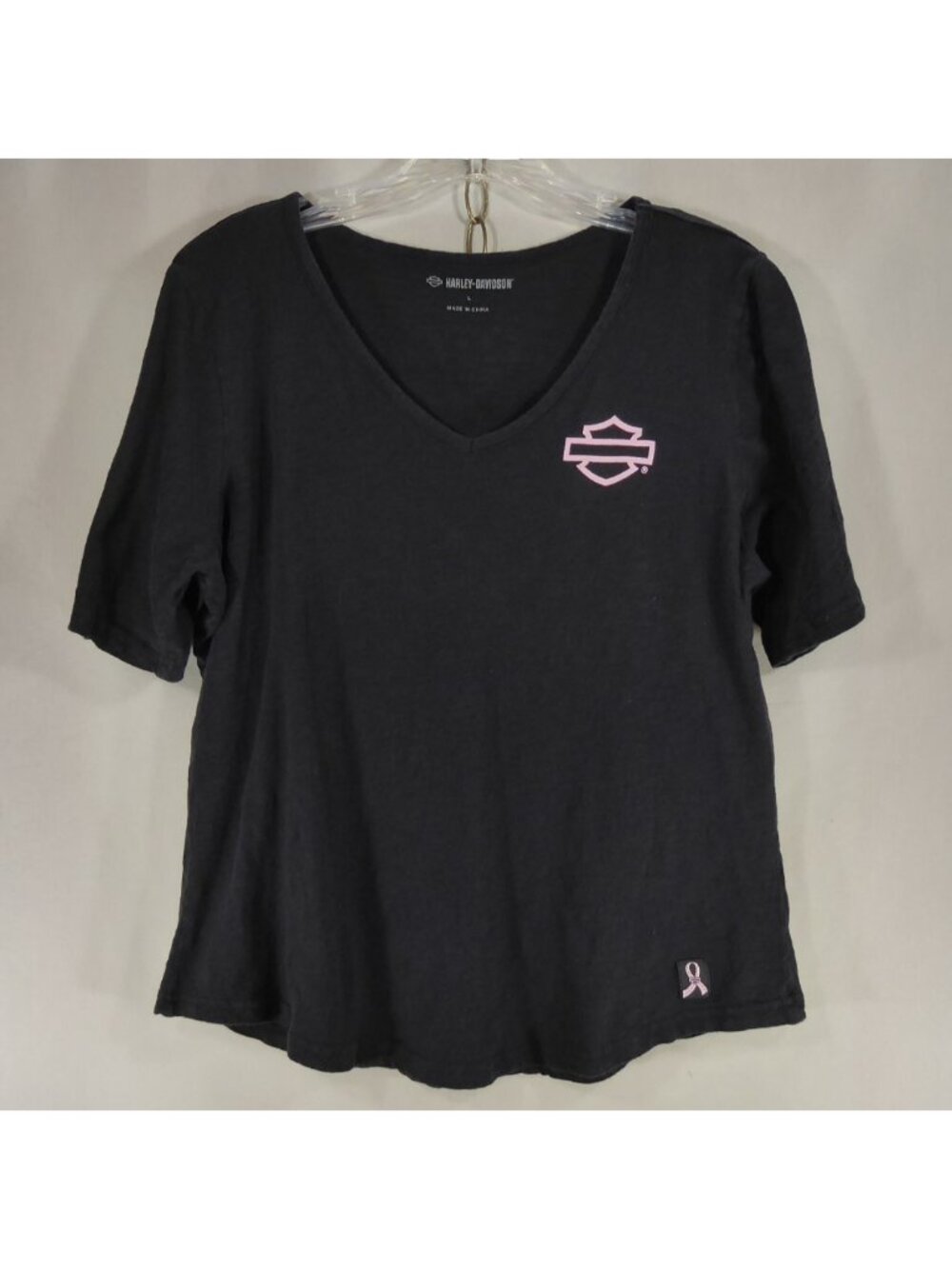 Harley Davidson Womens L Black Pink Ribbon Breast Cancer V-Neck Graphic T-Shirt